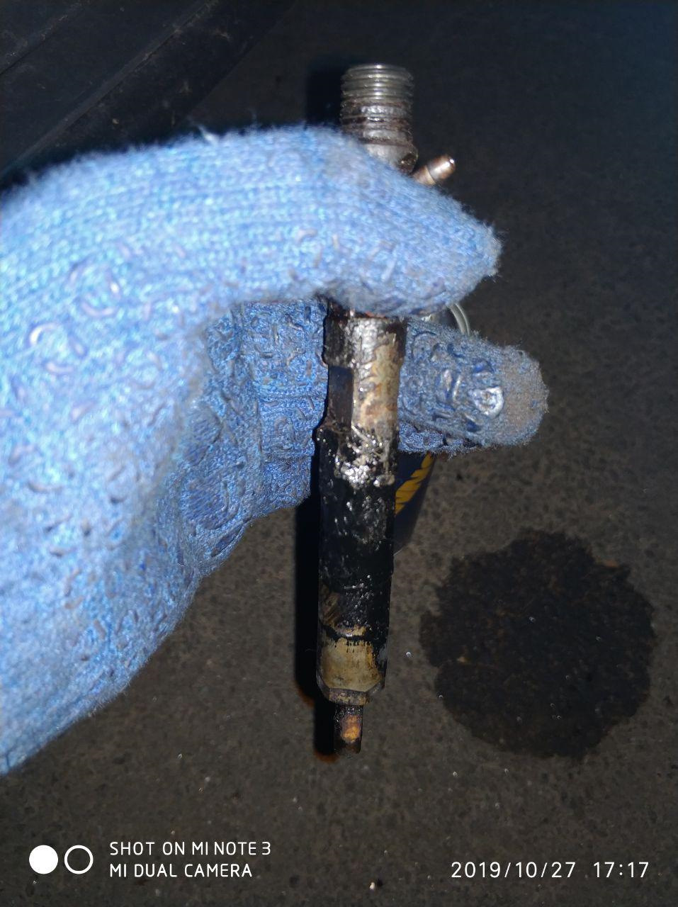 Запах вихлопу в салоні. ч1. 3