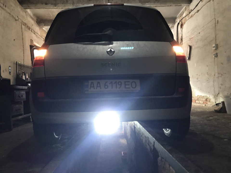 Додатковий ліхтар заднього ходу 1