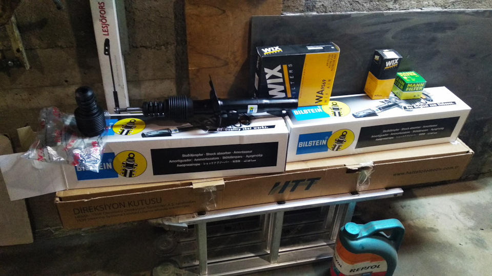 Передні стійки BILSTEIN В4 - бюджетно, але якісно. 1