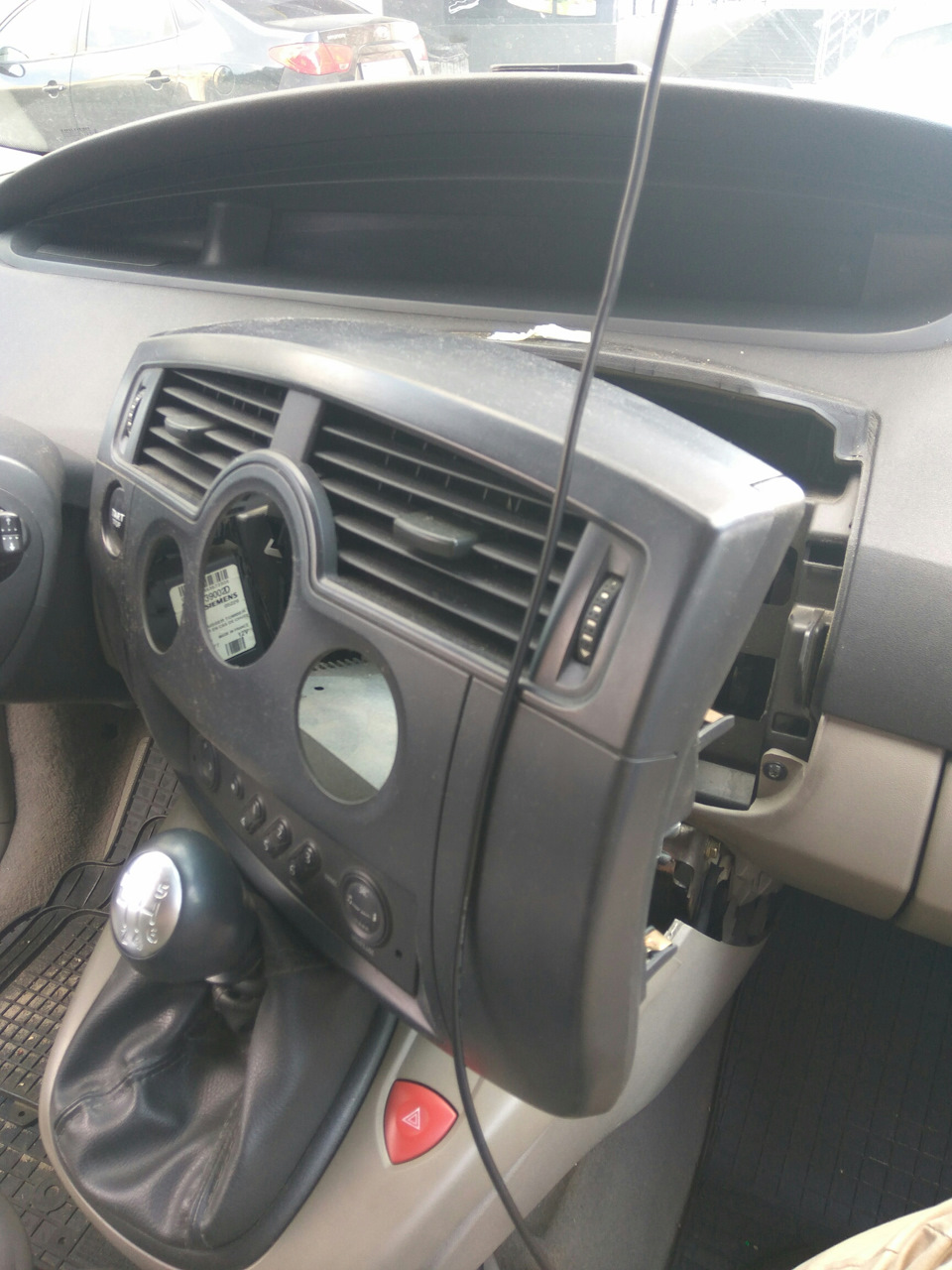 Аудіовхід (aux in) у штатну магнітолу 3