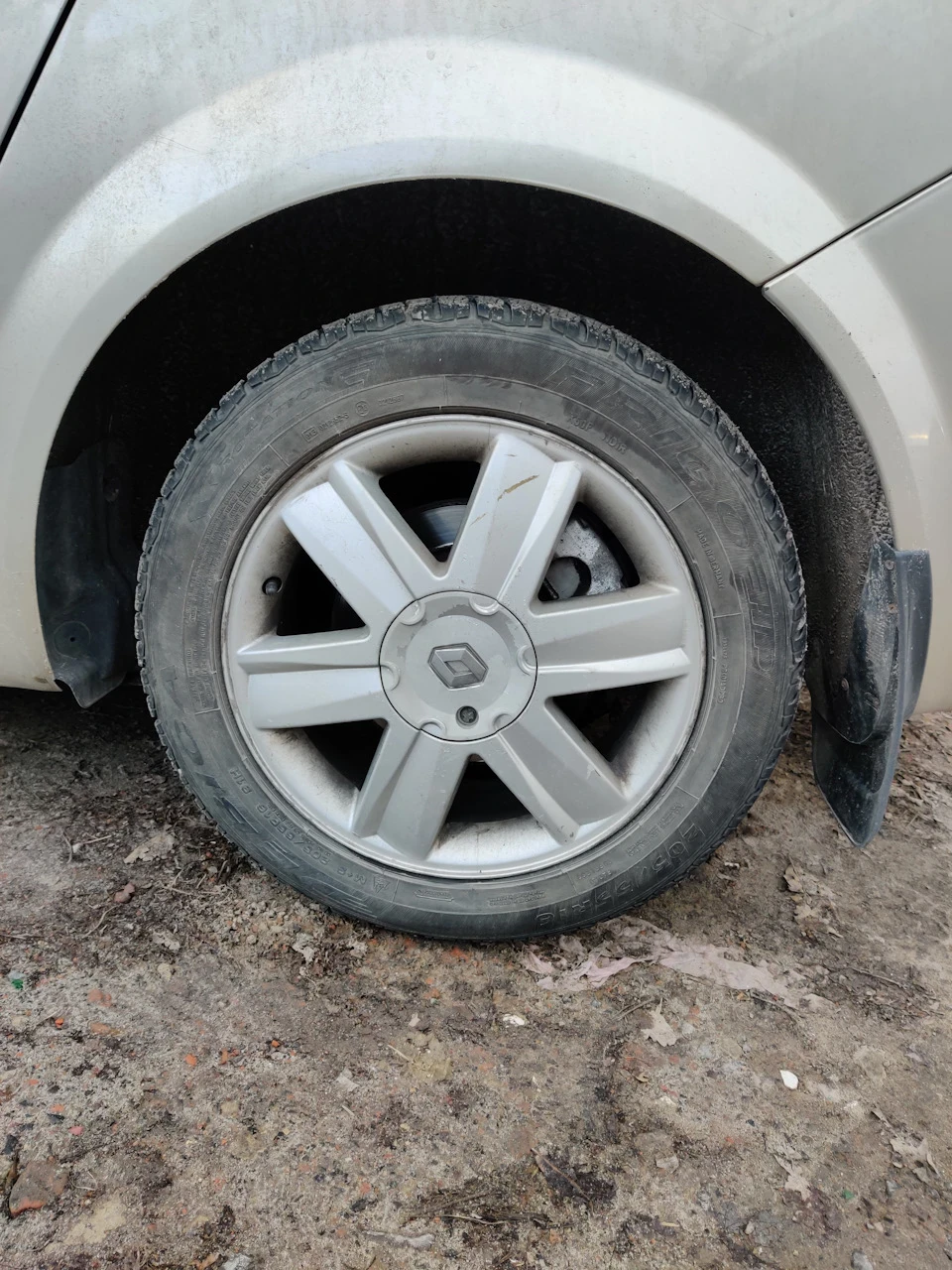 Переобуваємося. Нові тапки на літо