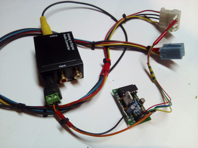 Розкриваємо S/PDIF вхід магнітоли TunerList, або AUX у моїй машині 5