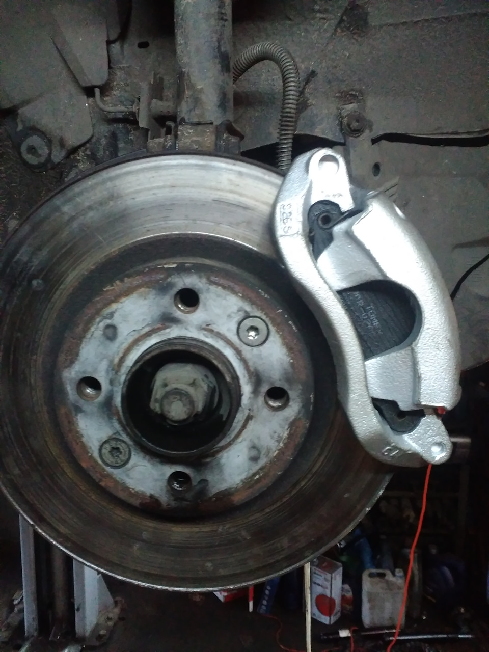 Передні гальмівні диски+супорти від Renault Kangoo 5