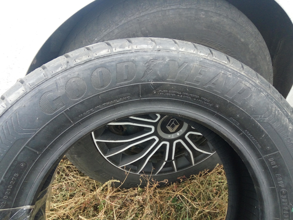 GoodYear EfficientGrip Compact 1