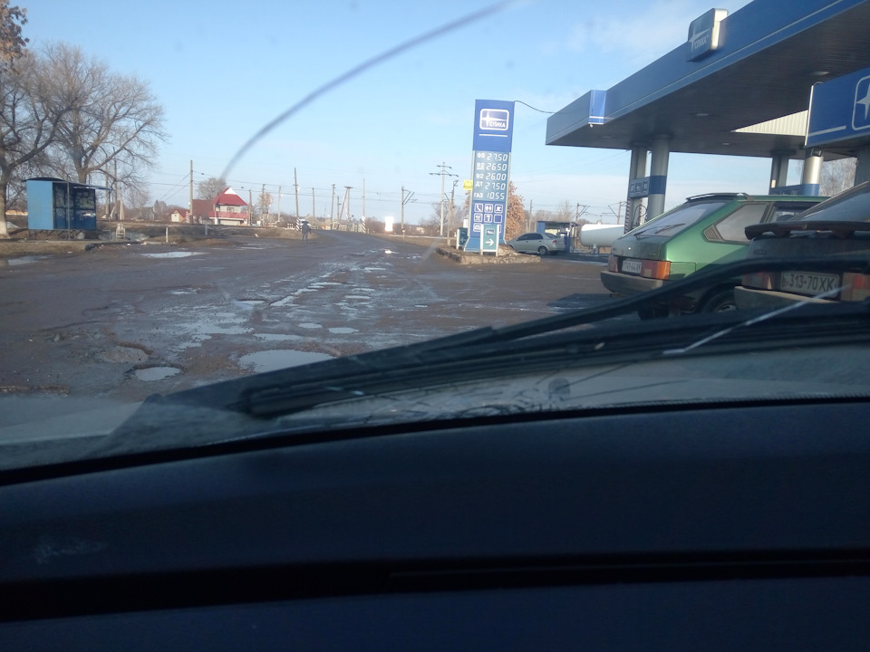 Нове вітрове скло XYG 1