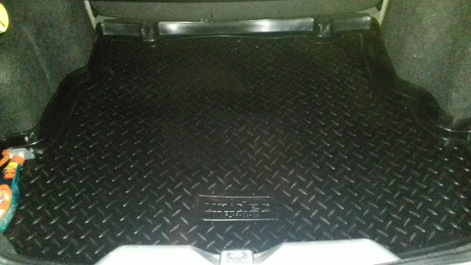 Килимок в багажник для Renault Symbol '08-12//Norplast 1