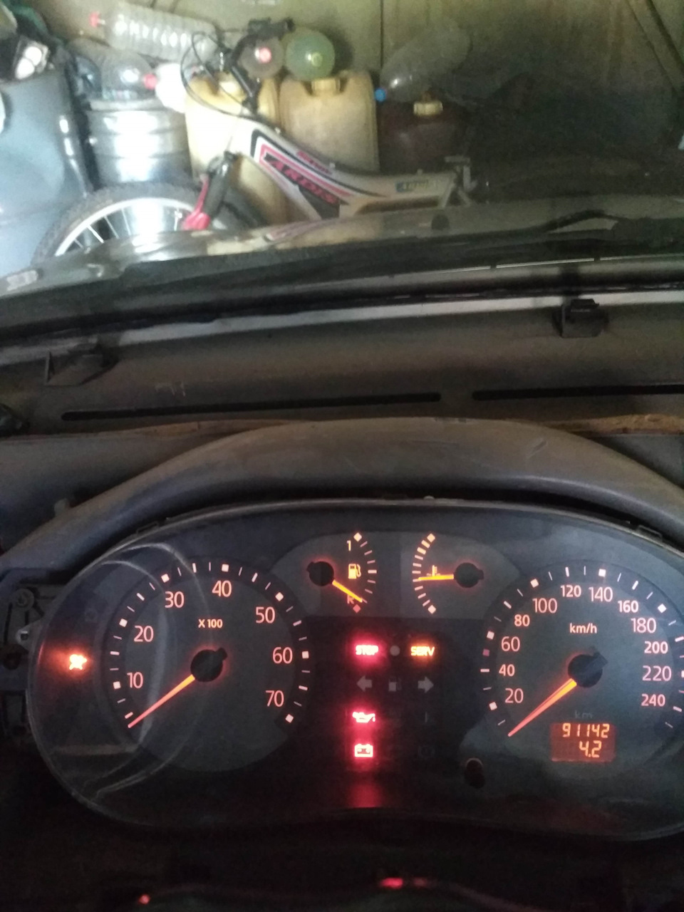 Геть приладку без тахометра.Авто помолодшало рівно наполовину. 3