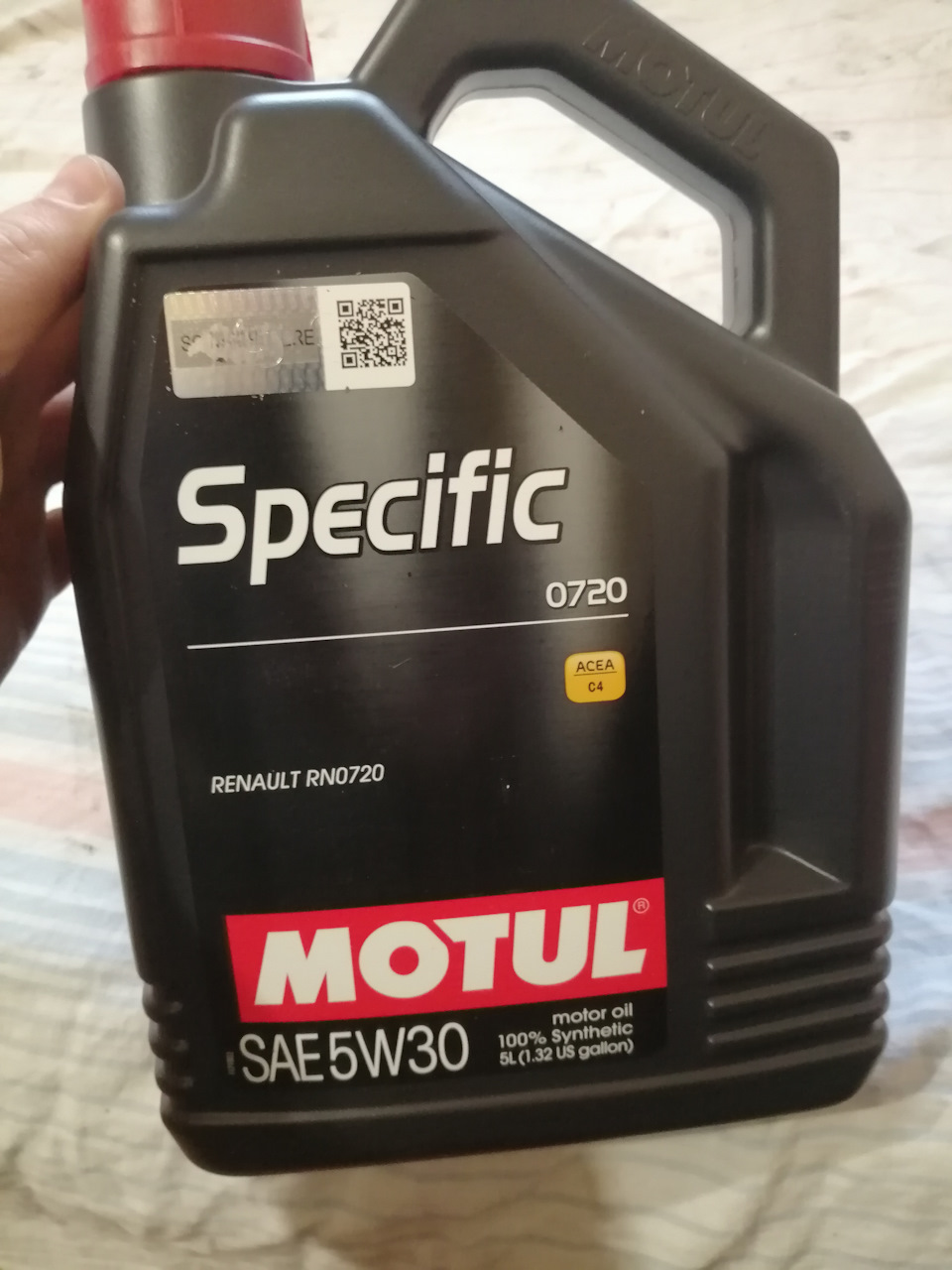 Motul SAE5W30 Specific 1