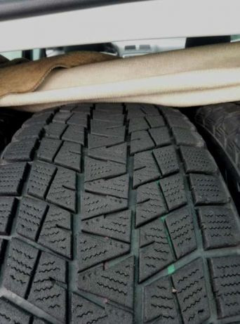 Продам шини: Bridgestone Blizzak DM-V1 215/65 r16 2
