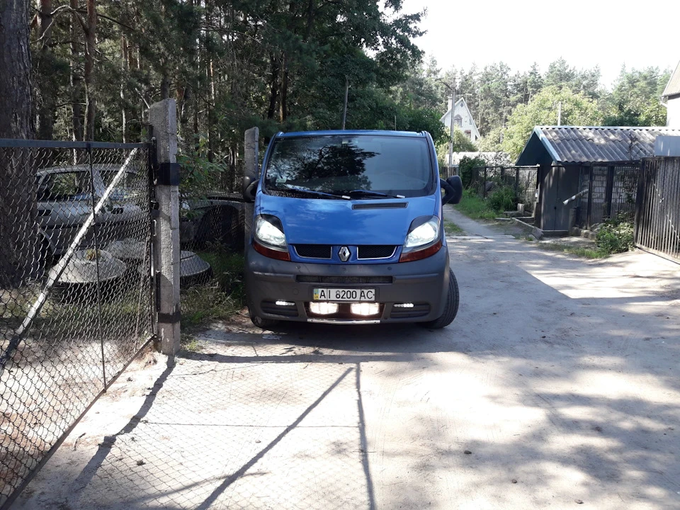 Фари далекого світла в бампер
