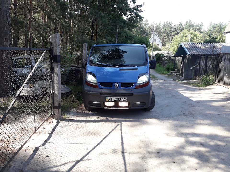 Фари далекого світла в бампер 1