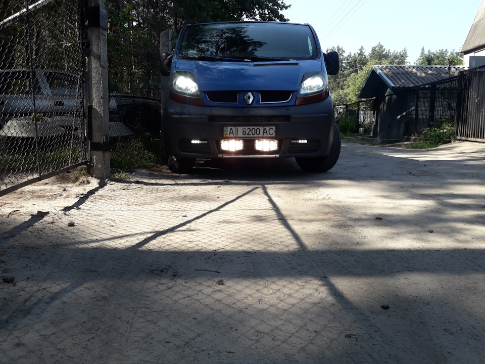 Фари далекого світла в бампер 2