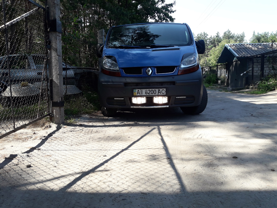 Фари далекого світла в бампер 3