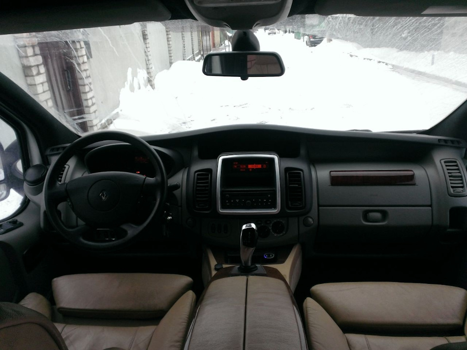 Салон BMW 5