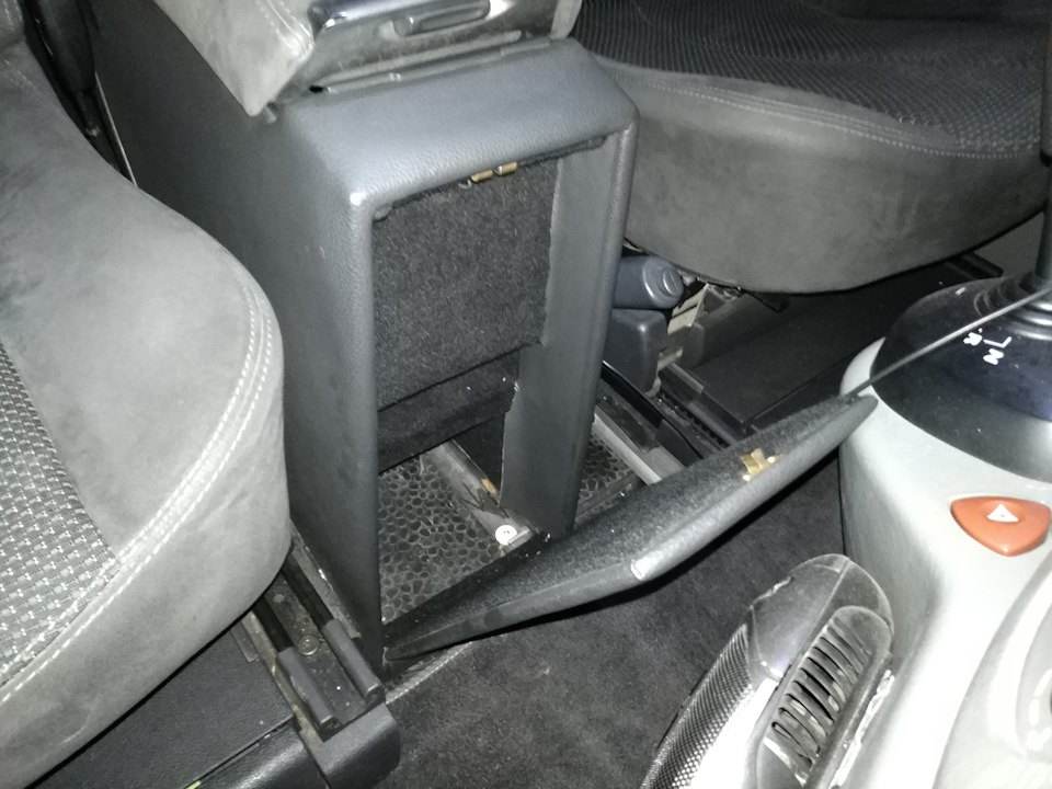 Передні сидіння для Renault trafic від Renault vel satis 5