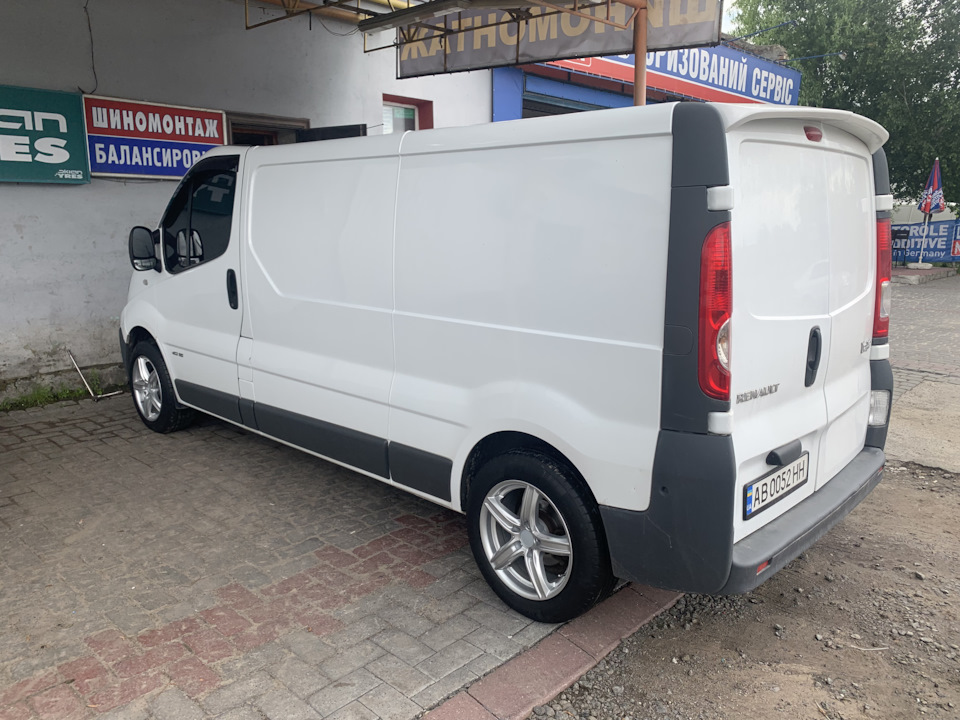 R17 5/120 ЕТ37 J7.5 на Трафік 1