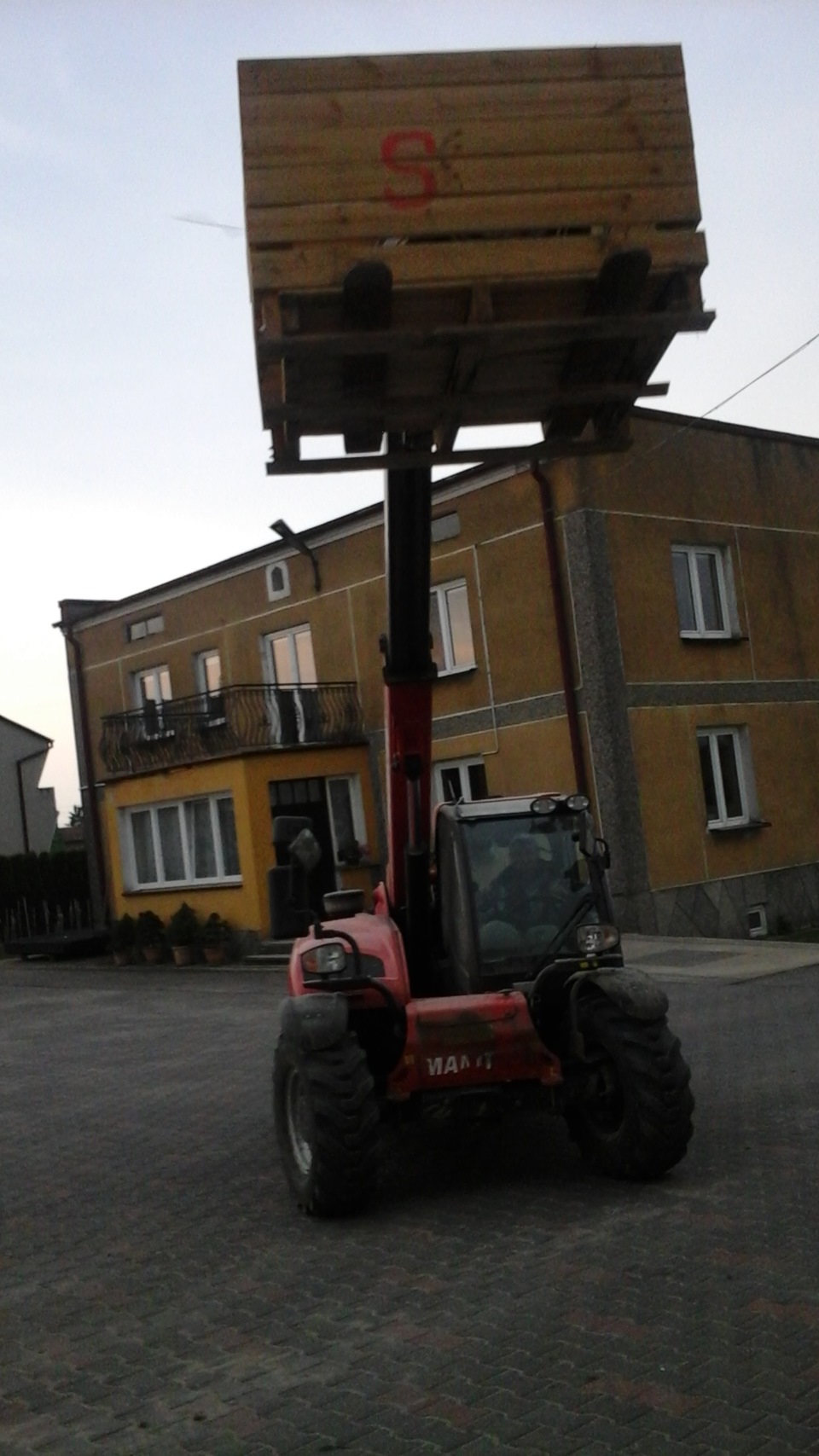 MANITOU 5