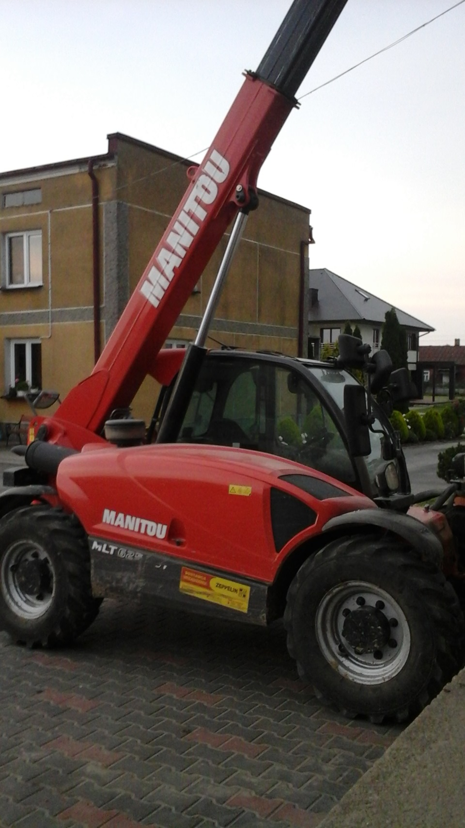 MANITOU 1