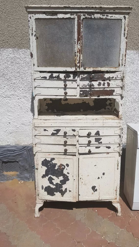 Купив гаражну шафу. 1