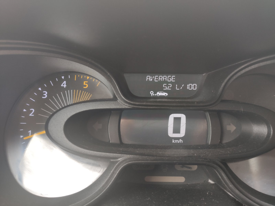 Витрата палива Трафік 1.6 dCi BITURBO 1598 см³ 88 kW (120 к.с.) 1