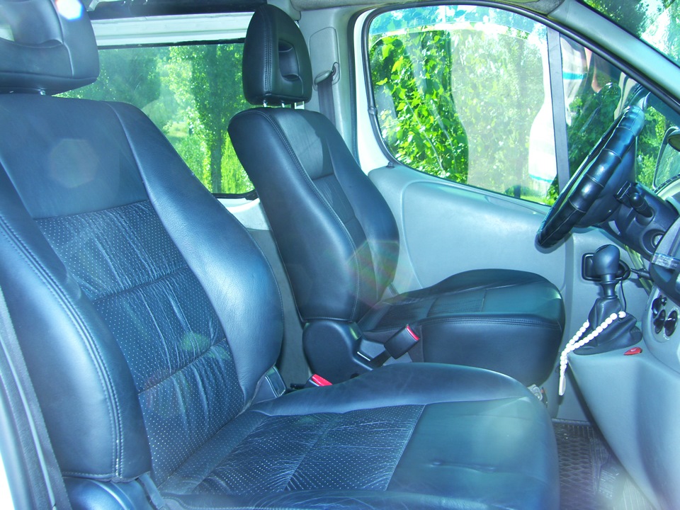Сидіння з Mitsubishi Pajero 5