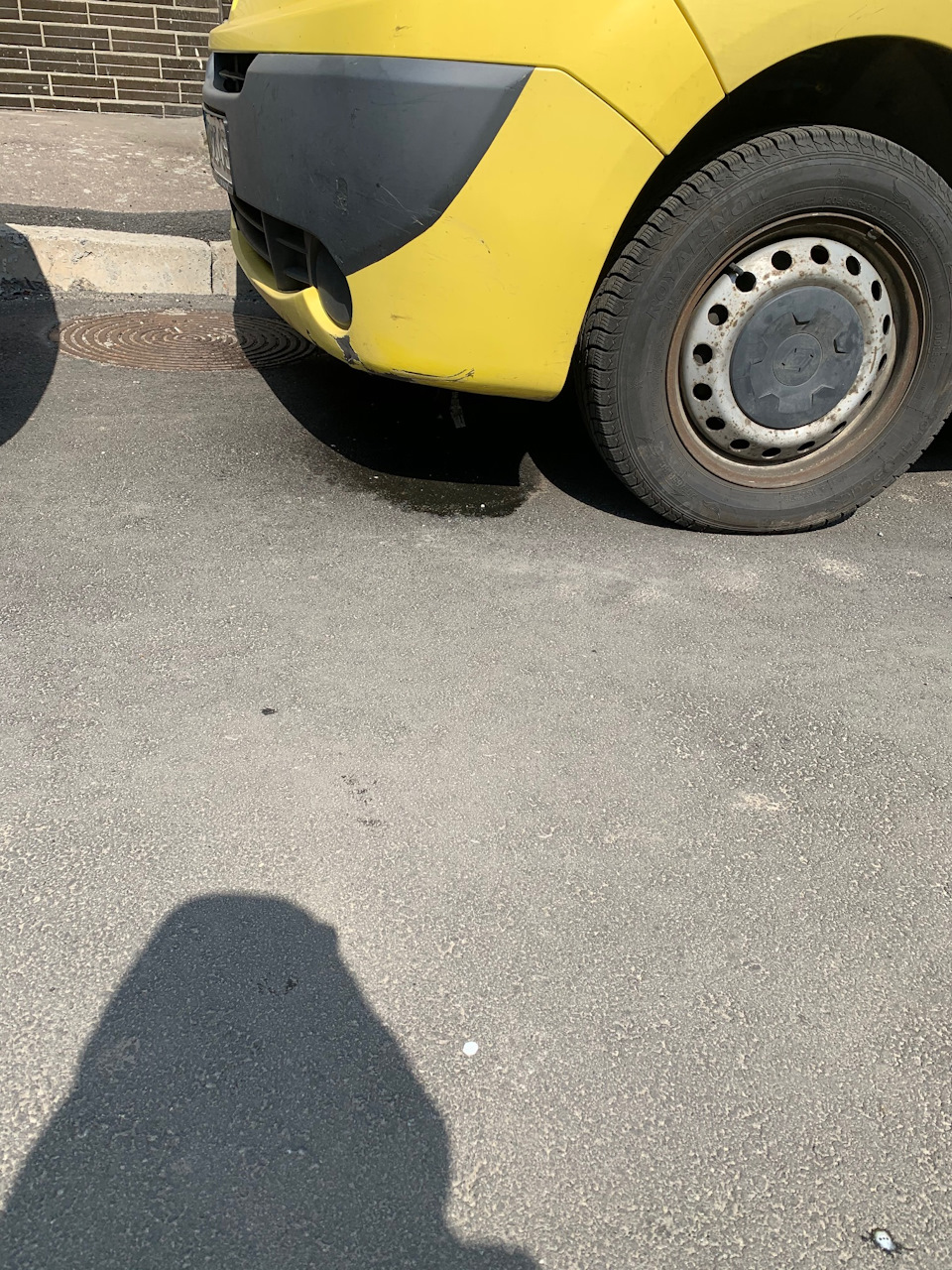 Жовтий дав текти. Радіатор під заміну 1