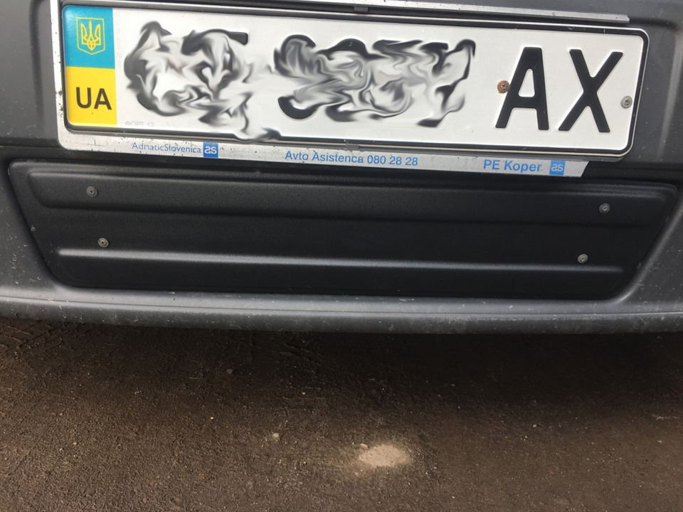 Накладки на решітку радіатора 2