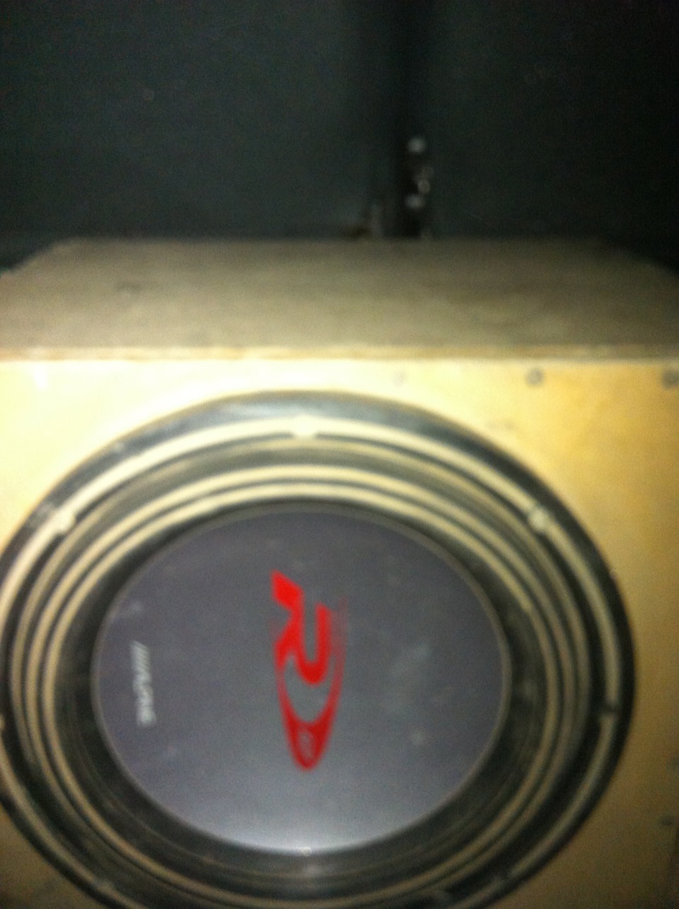 //////Alpine SWR 1242d 1