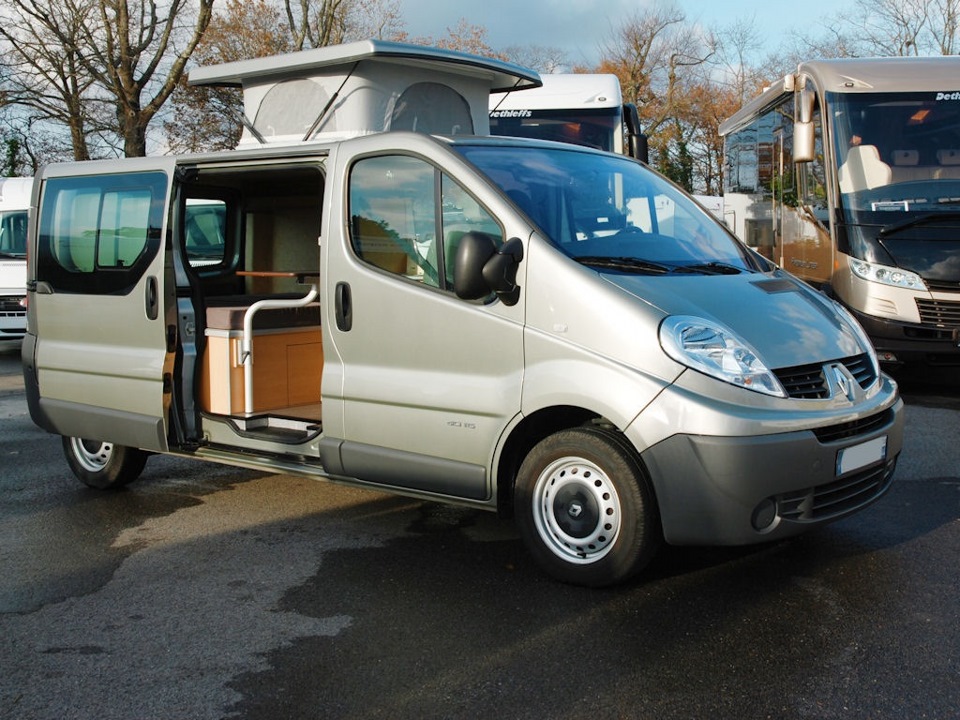 Camping Renault Trafik або просто Автодім 1