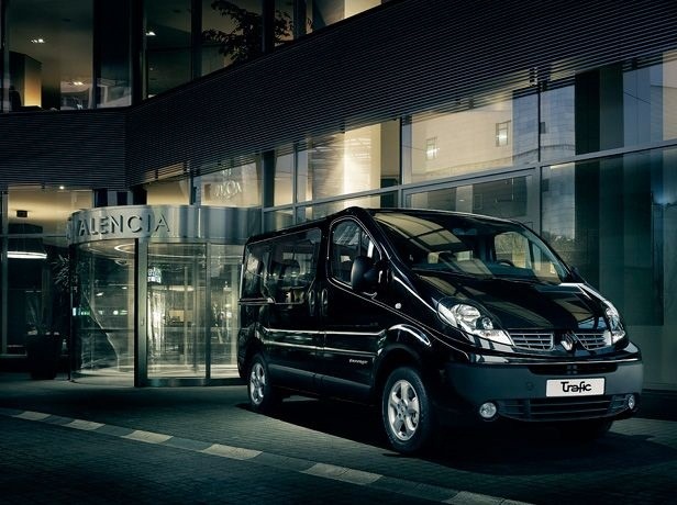 І ще не велика порція фотографій Renault Trafic... 5