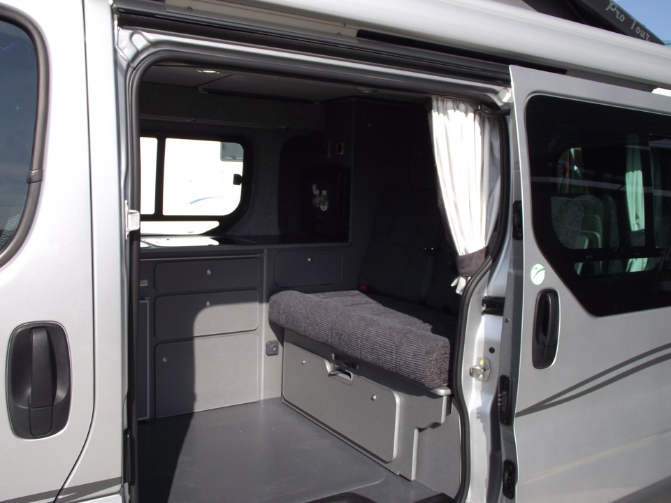 Renault Trafic Camping bus 3