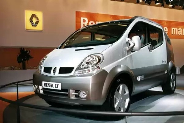 Renault Trafic Deck'up - концептуальний пікап-мінівен 1