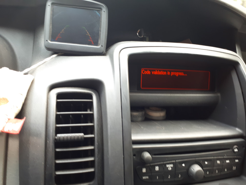 Конфігурування Магнітоли Renault Trafic 2011 281158338R R208 2