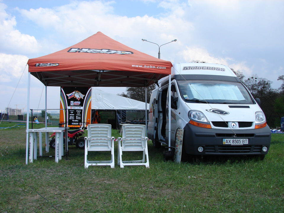 Renault Trafic MOTOCROSS 4