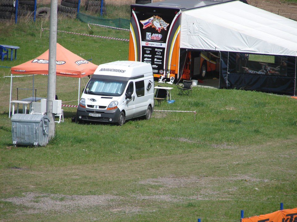 Renault Trafic MOTOCROSS 3
