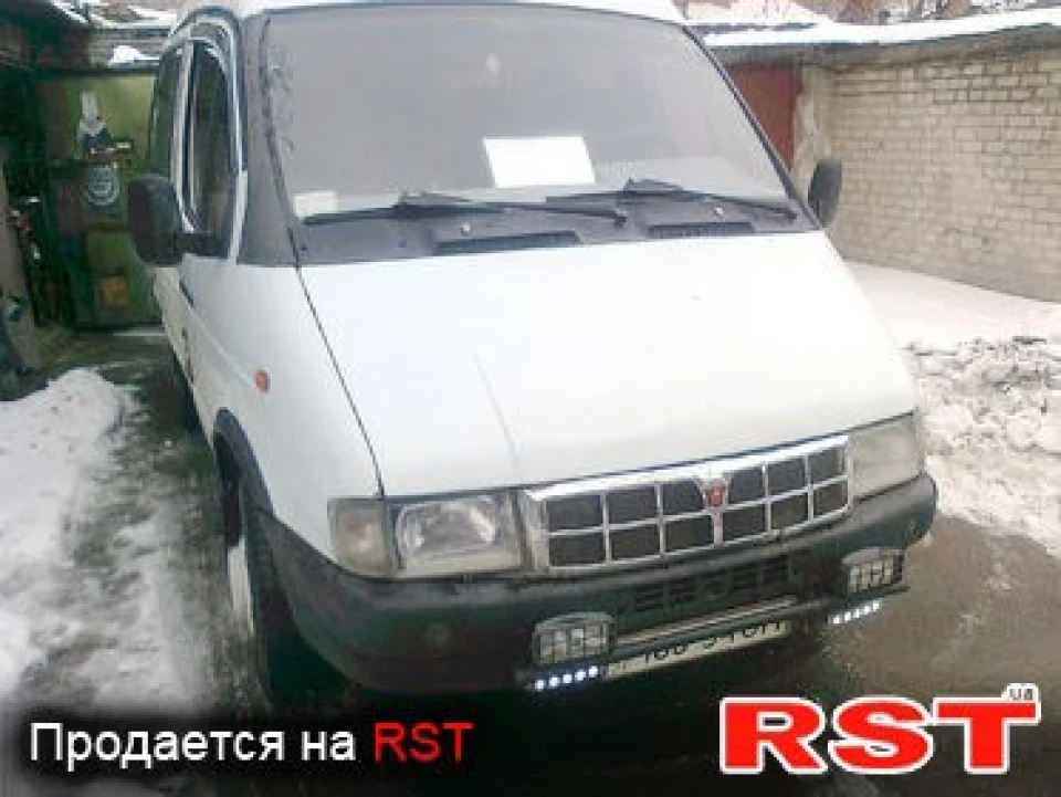 Продано. Нехай служить вірою і правдою новому господареві, оскільки служила мені.