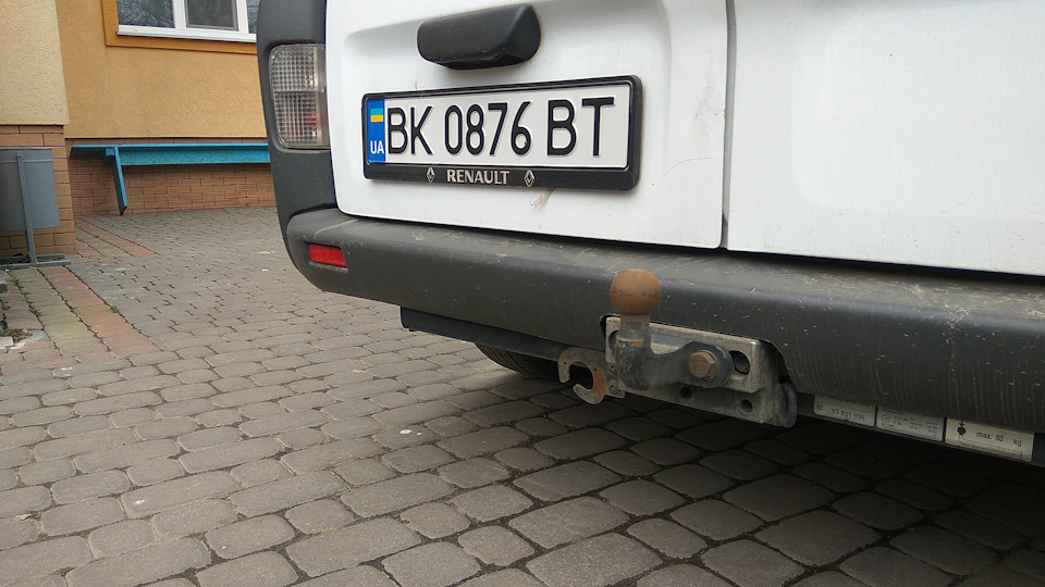 Куплю Розетку + проводку на фаркоп Trafic/Vivaro/Primastar 1