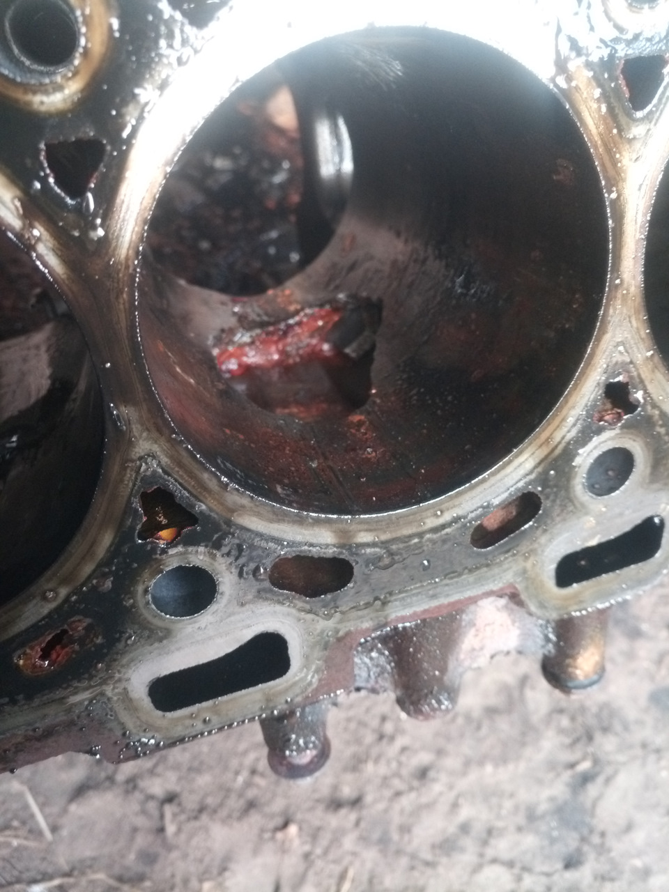4 форси капітулювала 😁 4