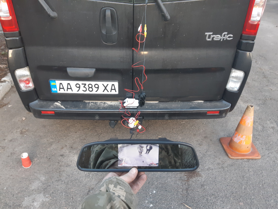 Камера заднього ходу 2
