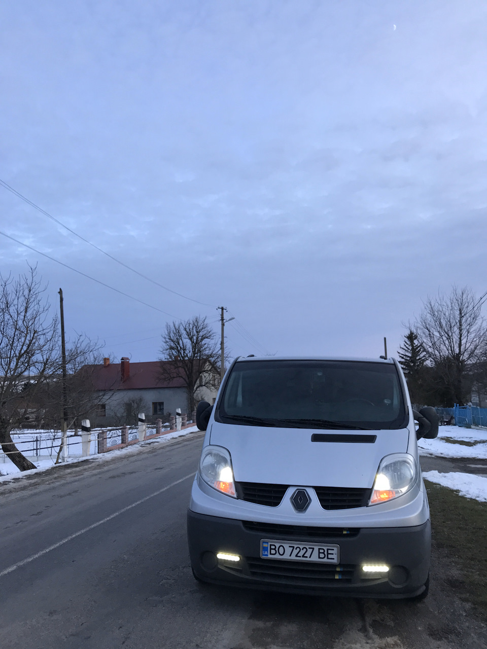 Універсальна губа на бампер 4