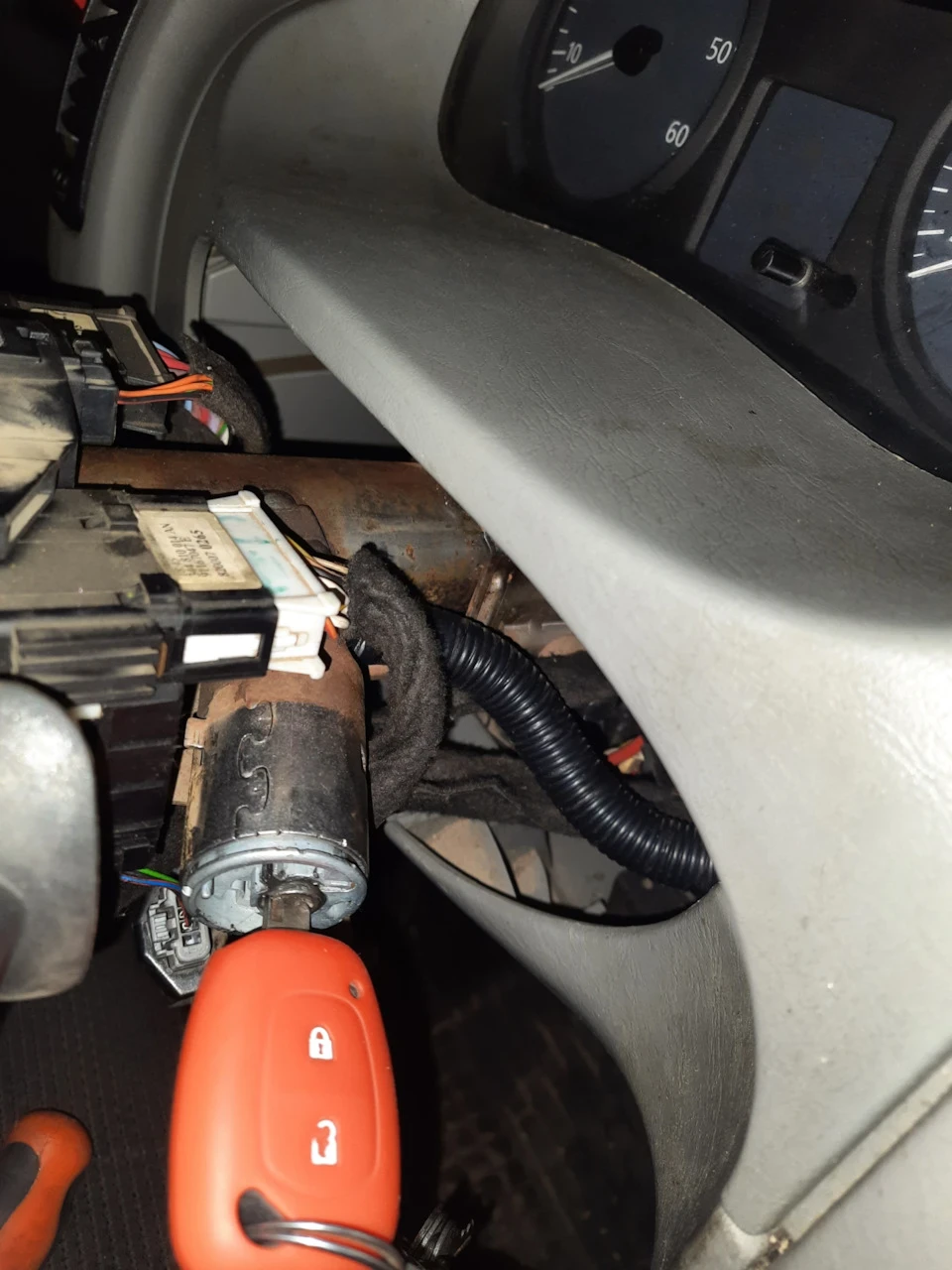Заміна замку запалювання