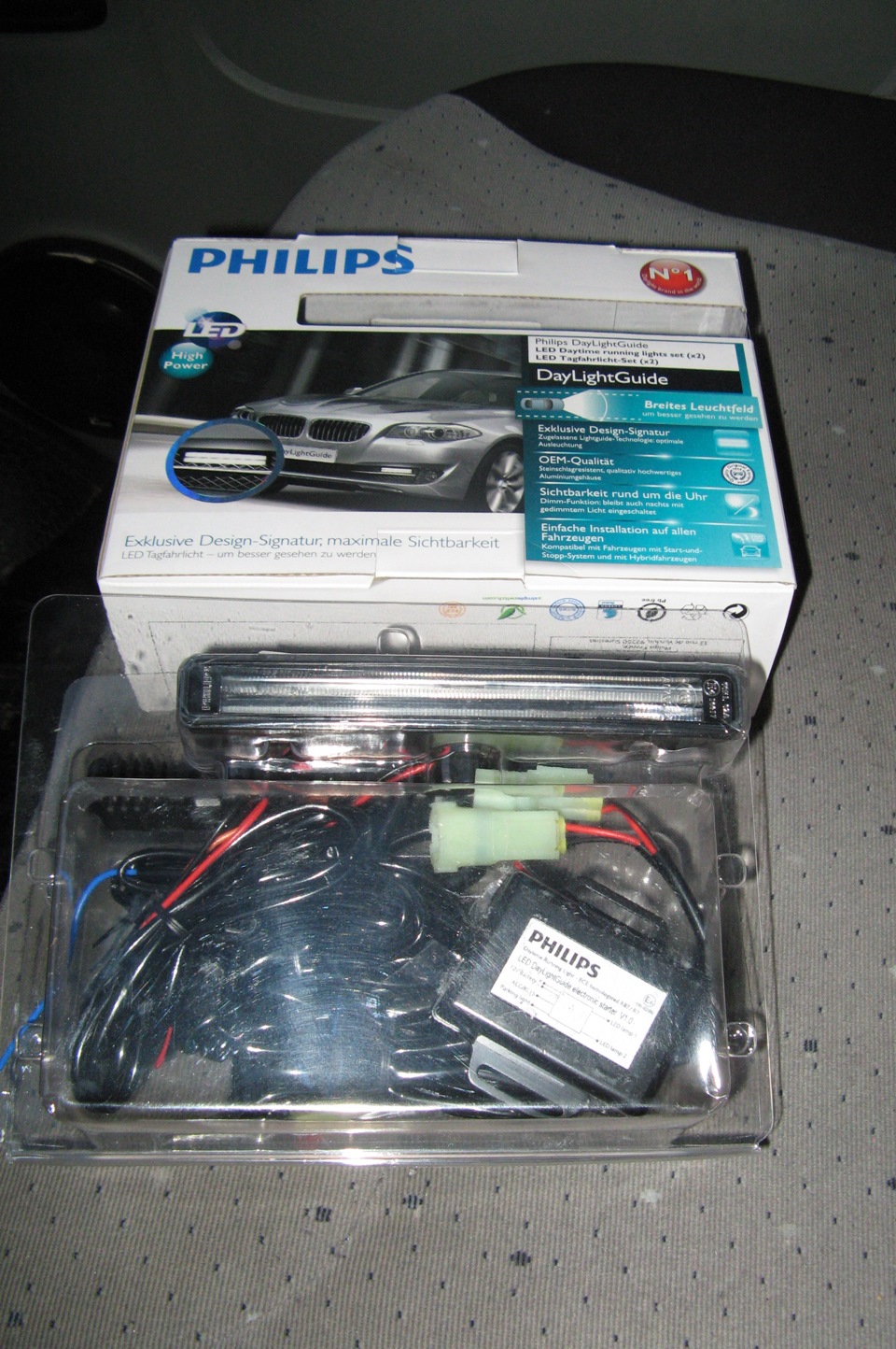 Дневні ходові вогні PHILIPS. 1