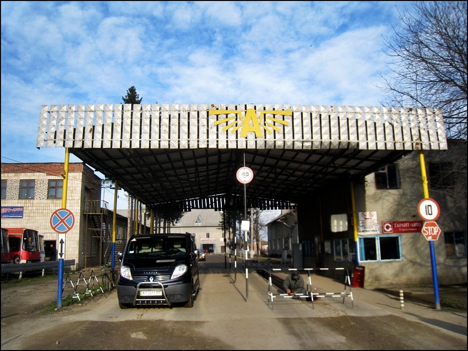 Кілька фото в автопарку 5