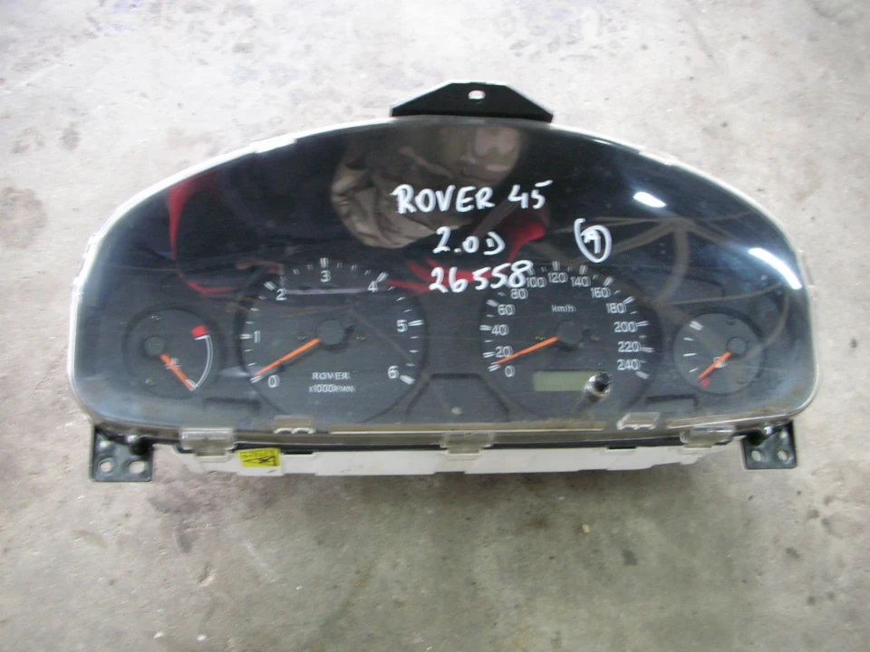 Панель приладів від Rover 45