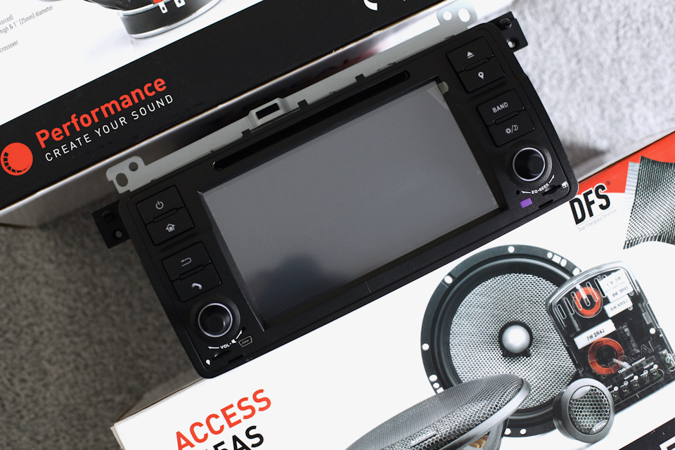 Музичні покупки: WinCE мультимедіа + Focal Access 165AS 2