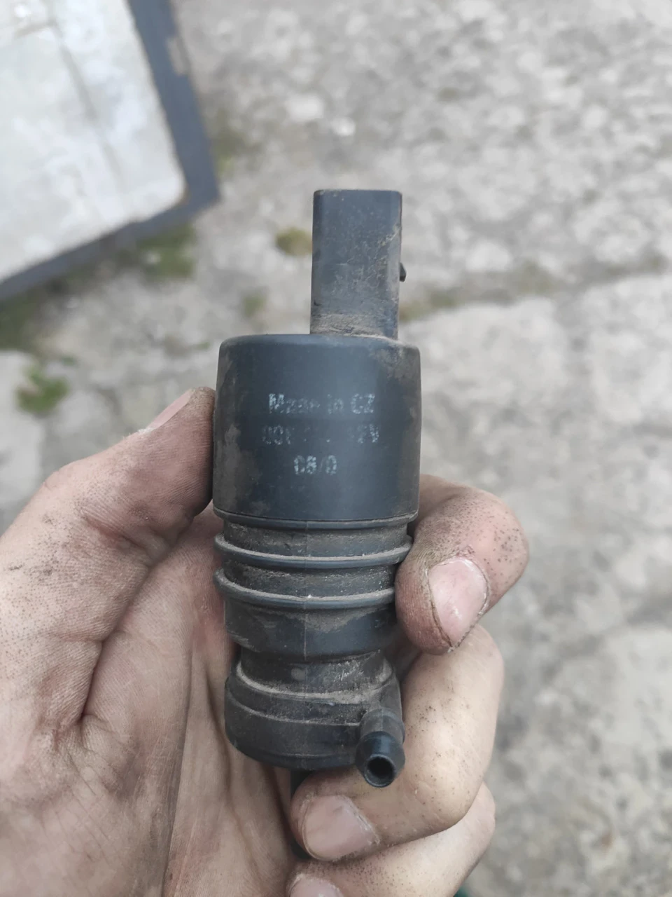 : Ярік, бл*, бачок потік