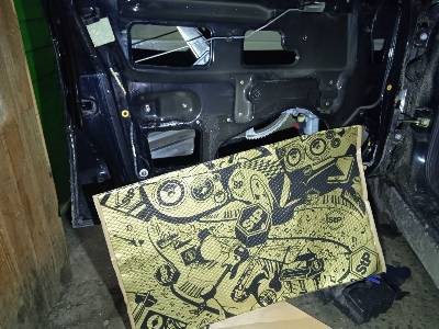 Мій варіант автозвуку в Saab 9-3 1