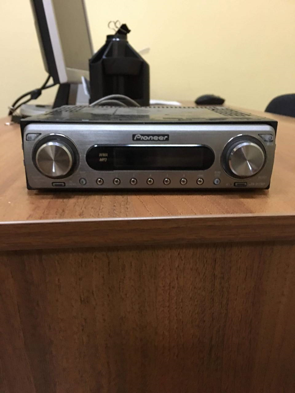 Pioneer DEH-P77MP 2
