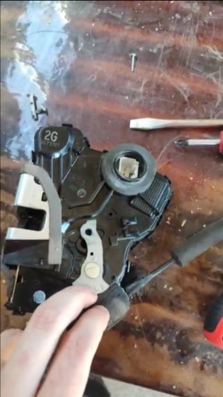 Ремонт замку: DIY для шести рук 1