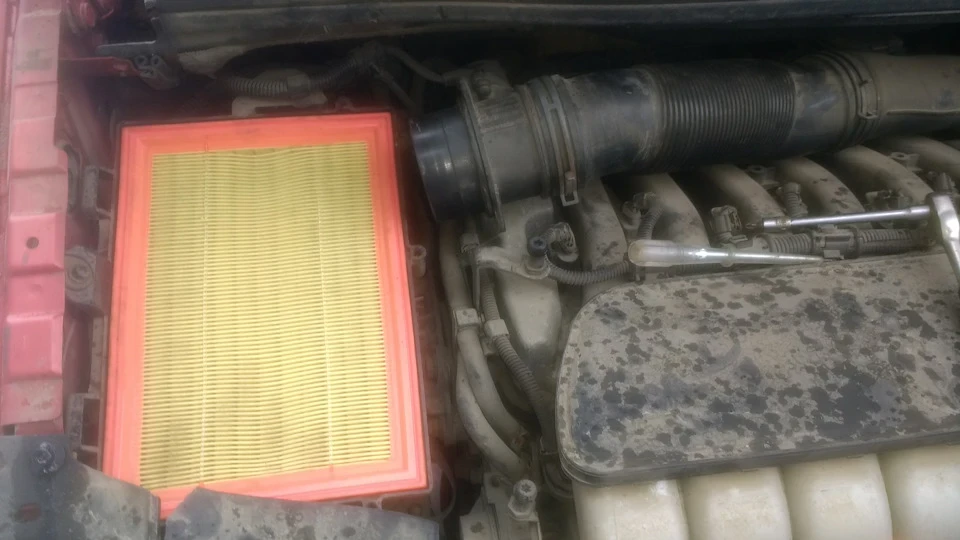 Заміна повітряних фільтрів та стійок
